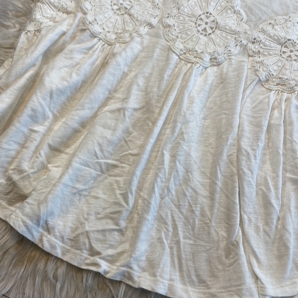 Anthro Meadow Rue Mesh Medallion White Swing Tee sz M - Picture 5 of 8